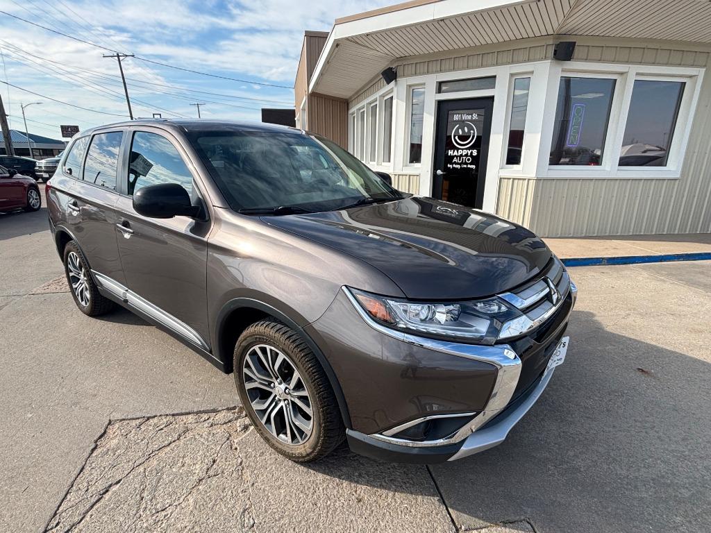 2018 Mitsubishi Outlander SE's photo
